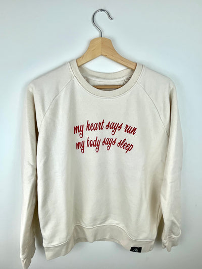 My heart says run Sweater Gr. M | Loopback by Allstridesin